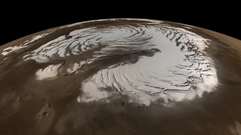 Nighttime snowstorms may swirl across Mars