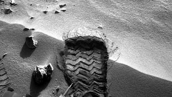 Curiosity rover to sample Mars dirt this weekend