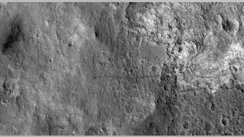 Mars rover Curiosity's tracks seen from space