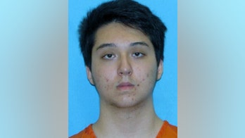 Texas teen planned ISIS-inspired mall shooting, authorities say