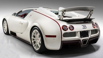 Nobody wants Floyd Mayweather's Bugatti