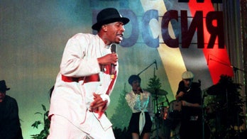 San Jose State coach shows off dance moves from his old job with MC Hammer