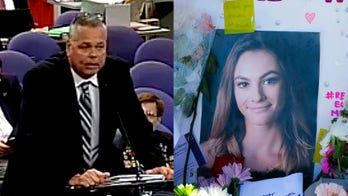 Scot Peterson, Parkland deputy who didn't enter school during shooting, doesn't show for investigative panel