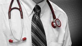 Pay Gap Widening Between U.S. Male, Female Doctors