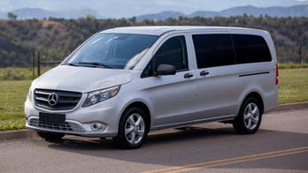 2016 Mercedes-Benz Metris Test Drive