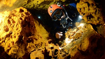 Largest known underwater cave on Earth discovered in Mexico; holds clues to Mayan civilization