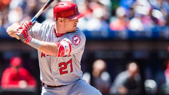 Mike Trout takes live batting practice for the first time since thumb surgery