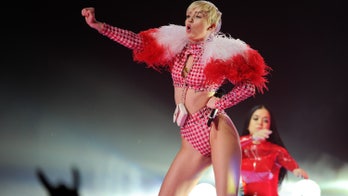 Miley Cyrus postponing tour due to allergic reaction