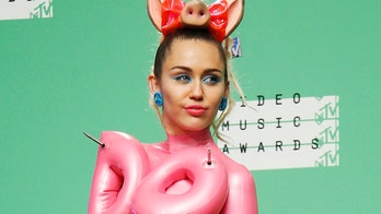 Miley Cyrus' X-rated photo shoot