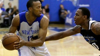 Basketball player's eyeball pops out during a game