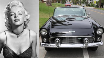 Marilyn Monroe's 1956 Ford Thunderbird to be auctioned