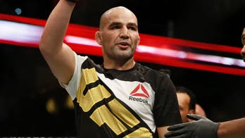 Glover Teixeira mauls Jared Cannonier on the ground to earn lopsided decision win