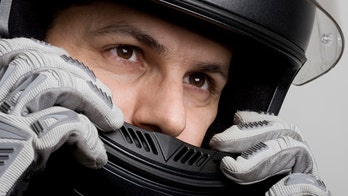US aims to crack down on 'novelty' motorcycle helmets