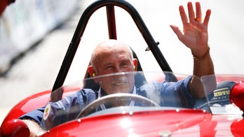 Legendary racer Sir Stirling Moss retires at 88