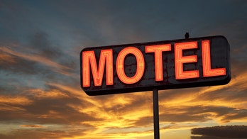 The difference between a hotel and motel