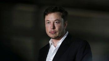 Elon Musk apologizes for behavior on infamous Tesla earnings call