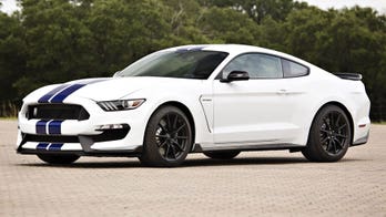 Ford Mustang Shelby GT350 signed by George W. Bush helps raise $885k for charity
