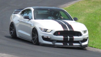 Ford Says Shelby GT350R lap times match 911 GT3, beat Camaro Z/28