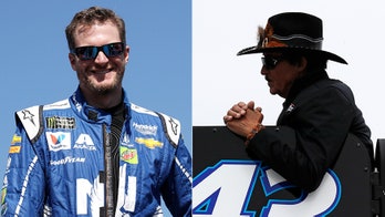 Dale Earnhardt Jr. tweets support for anthem protesters after Richard Petty says he'd fire them