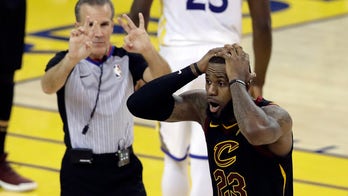 Foul on LeBron James prompts Cavs coach to rip NBA Finals refs