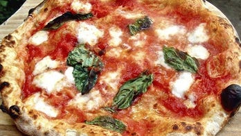 Italy puts Neapolitan pizza-making forward for Unesco recognition