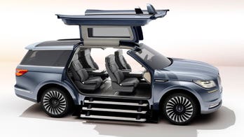 Lincoln Navigator Concept charts new course for luxury SUV