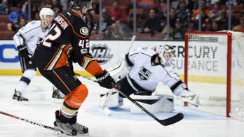 Gibson, Ducks shutout Kings 1-0