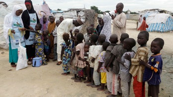 Nigeria administers polio vaccines at military checkpoints