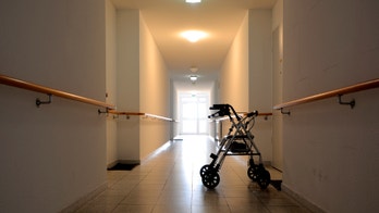 Facial injuries are common in US nursing home residents