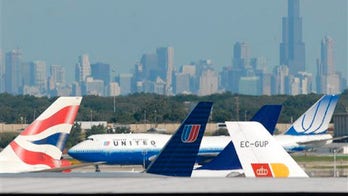 FAA reviewing air traffic control contingency plans, security following Chicago aviation snarl