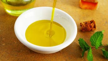 Mediterranean diet linked to lower risk of artery disease