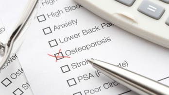 Women on osteoporosis drugs still need bone density screenings