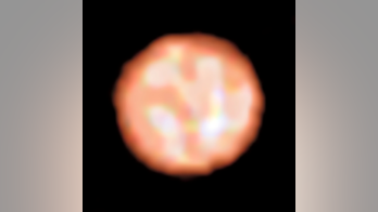 New image reveals enormous bubbles across red giant star's surface