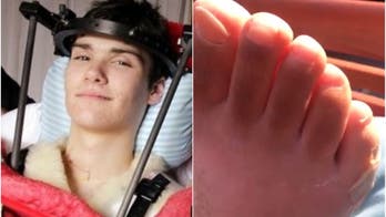 Paralyzed hockey player Jack Jablonski wiggles toes for first time in 7 years, shares 'shocking' video