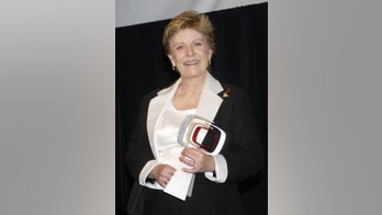 Patty Duke taken to hospital because of stomach pain