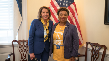 Pelosi, Lee invite Golden State Warriors to Capitol Hill after Trump brushes off NBA champions