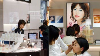 Japan's Kanebo recalls cosmetics over skin stain fears