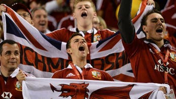 Lions pride paints Sydney rugby-red