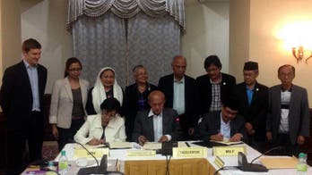 Philippines, rebels reach wealth-sharing deal