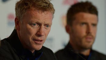 Moyes hopes for good news on Fabregas bid