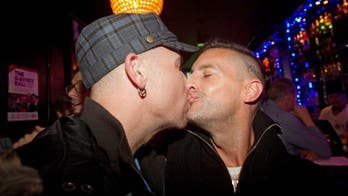 Same-sex couples queue to say 'I do' in New Zealand