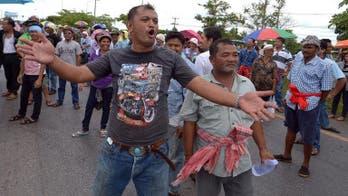 Violence flares at Thai rubber farmer protest