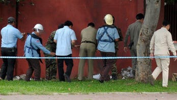 Bomb found near Cambodian parliament