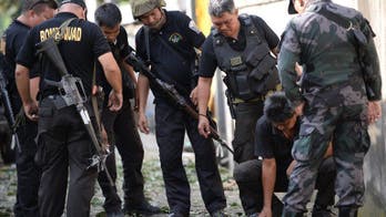 Philippine military warns Muslim rebels to surrender