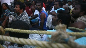 Australians should be told of boat turn-backs: ex-navy chief