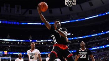 Cal's Jaylen Brown throws down a must-see dunk