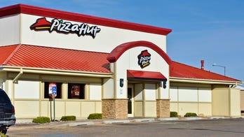 Pizza Hut offers tutorial for making eclipse-viewing apparatus from pizza box