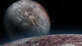 Tour 3D Pluto in new portable virtual-reality view