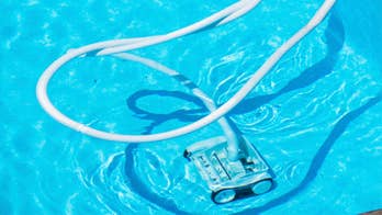 Coach administering CPR suffers heart attack after Texas swimmer dies