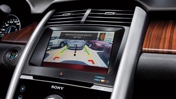 Gov't delays requiring rearview cameras in cars